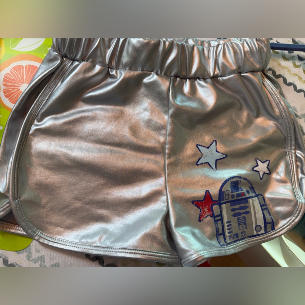 Star Wars R2D2 girls shorts size 5T